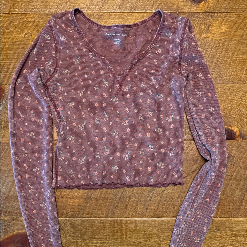American Eagle Long Sleeve Tee